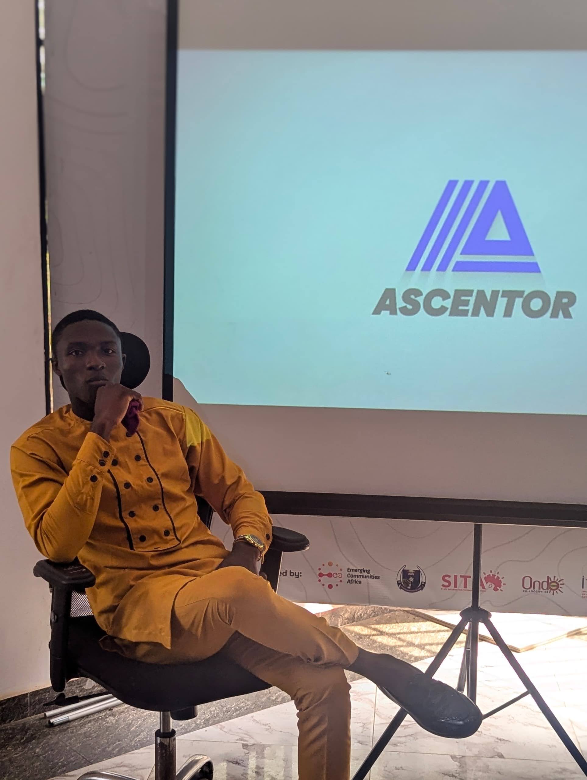 About Oladapo Emmanuel